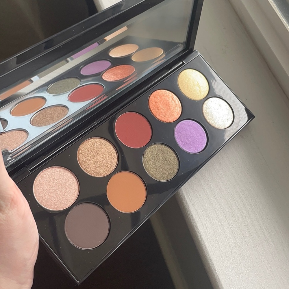 Brand New Pat McGrath Mothership VI: Midnight Sun eyeshadow palette